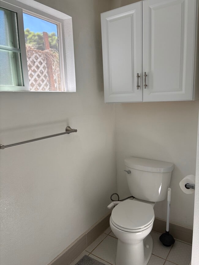 Bathroom - 4746 W 171st St