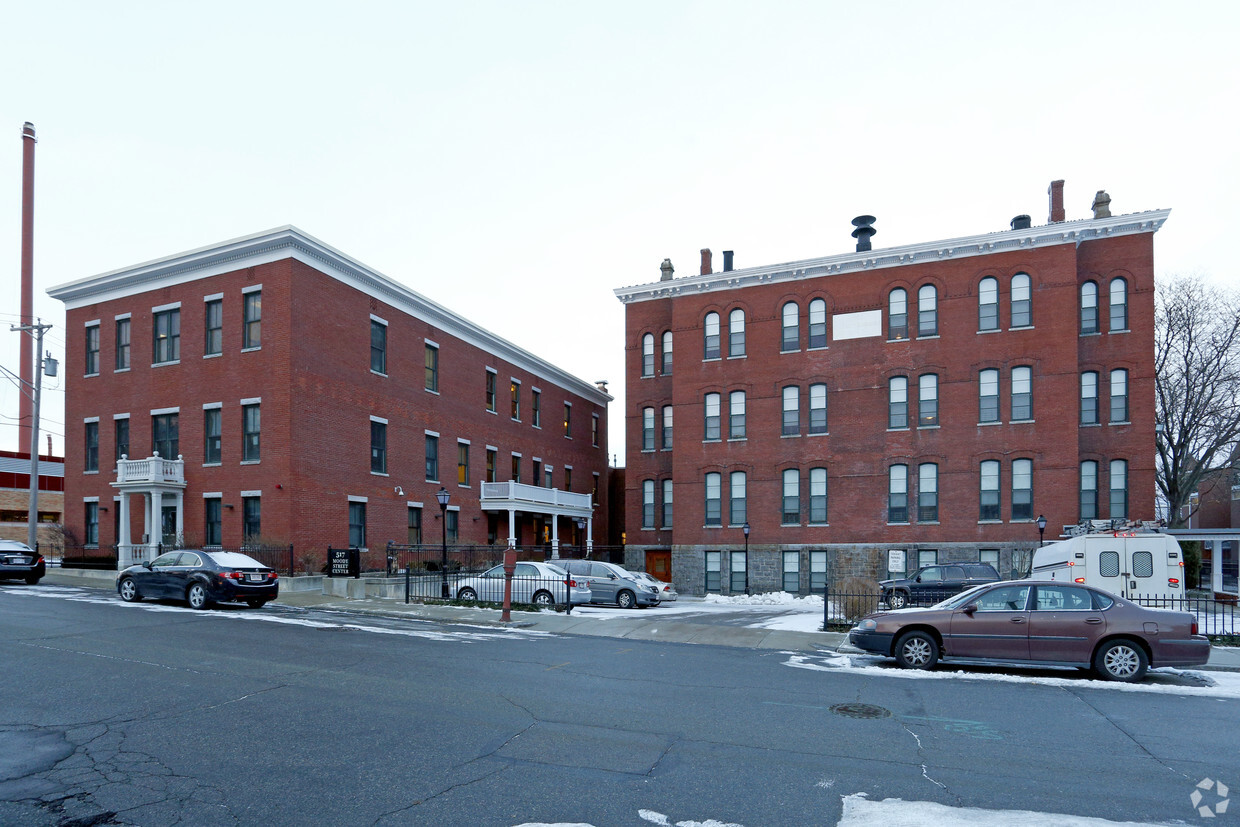 Primary Photo - North Canal Apartments