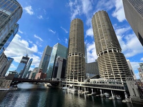 Building Photo - 300 N State St