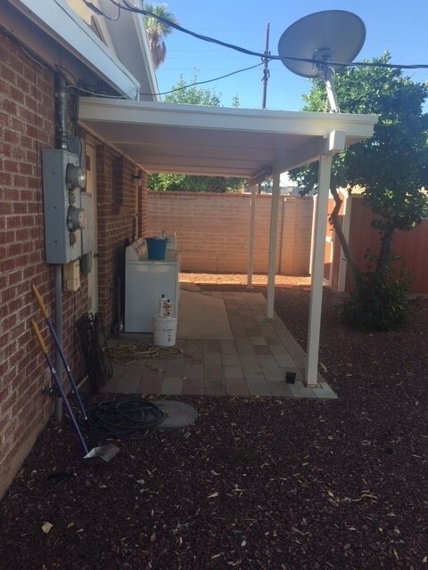 Foto del edificio - 1211 N Rosemont Blvd