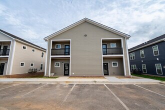 Building Photo - 109 Spring Meadow Path