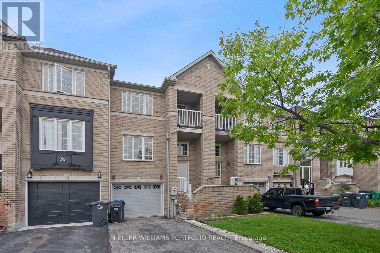 Photo principale - 33 Cedarvalley Blvd