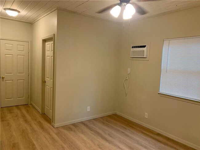 Foto del edificio - 1604 Water St