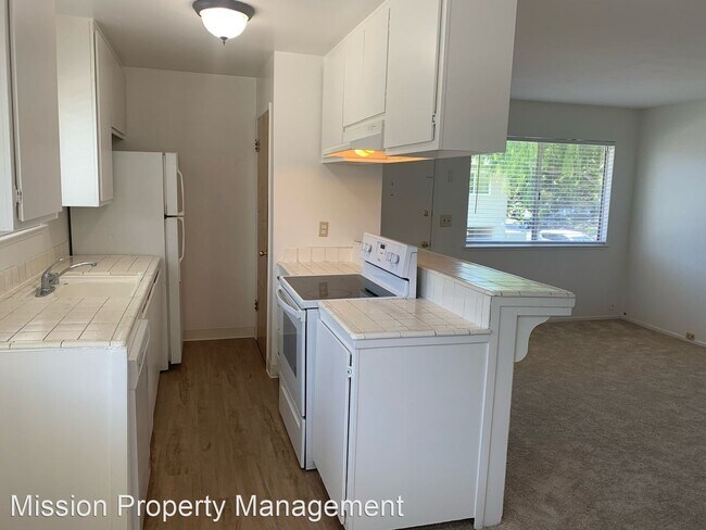 Foto del edificio - 2 br, 1 bath House - 2174 Decoto Rd Unit 4