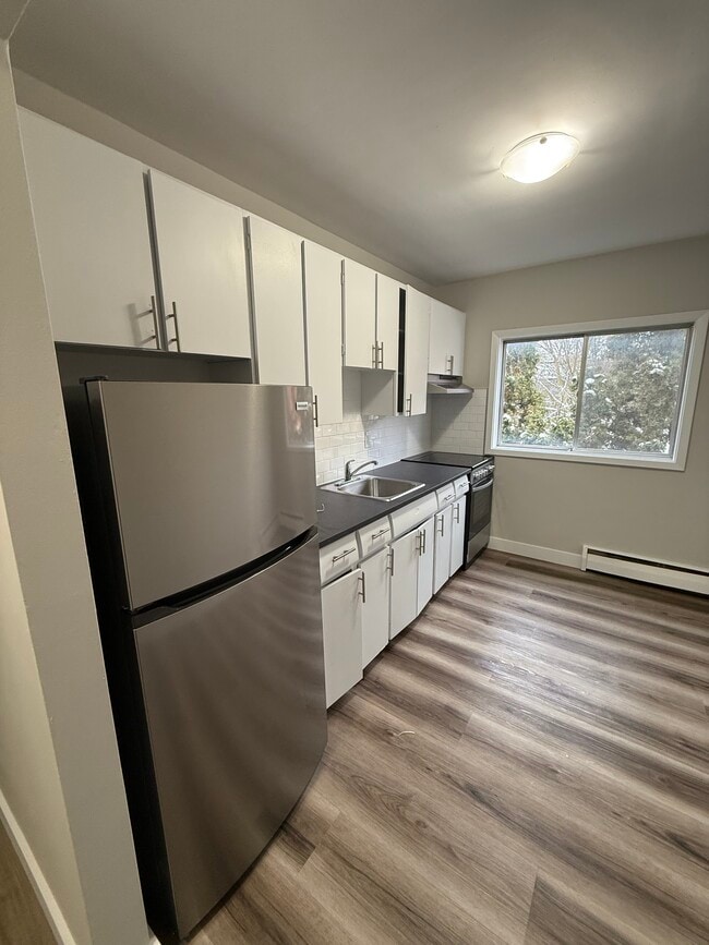 Building Photo - 29 Cartwright Street