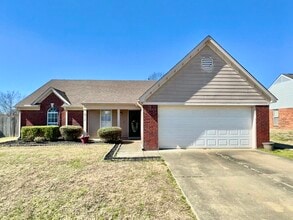 Building Photo - 9117 Preakness Dr