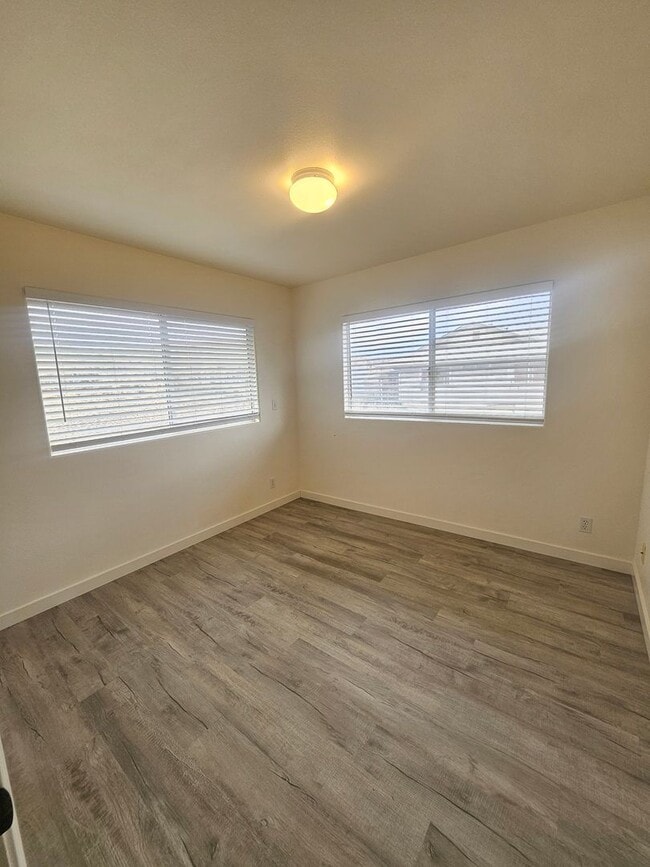 Building Photo - Beautiful and Large Country Home in Kamuela