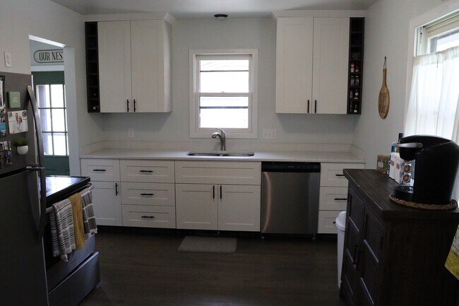 Foto del edificio - 1119 Cascade St NW