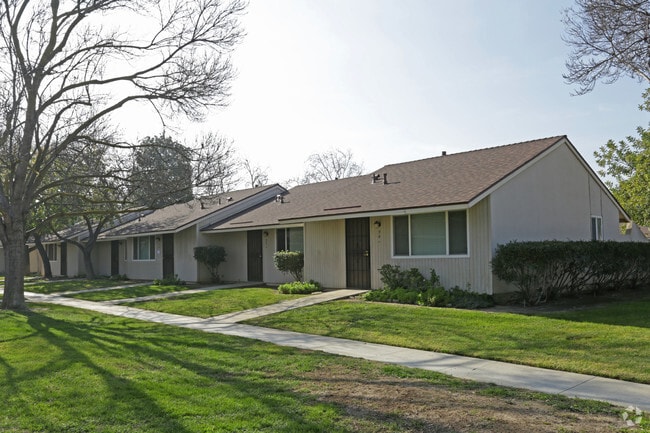 Building Photo - Heritage Village Apartments