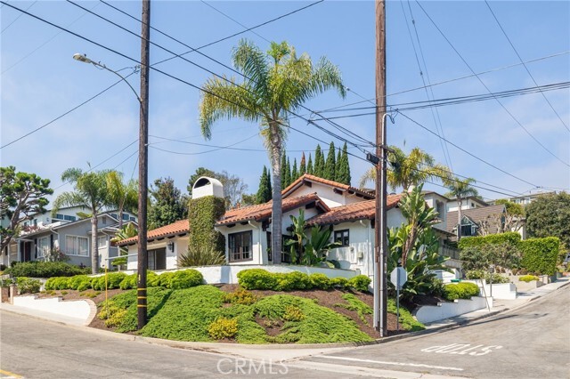 Foto del edificio - 923 N Poinsettia Ave