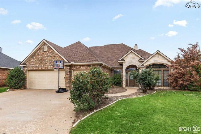 Foto del edificio - 4122 Candlewood Cir