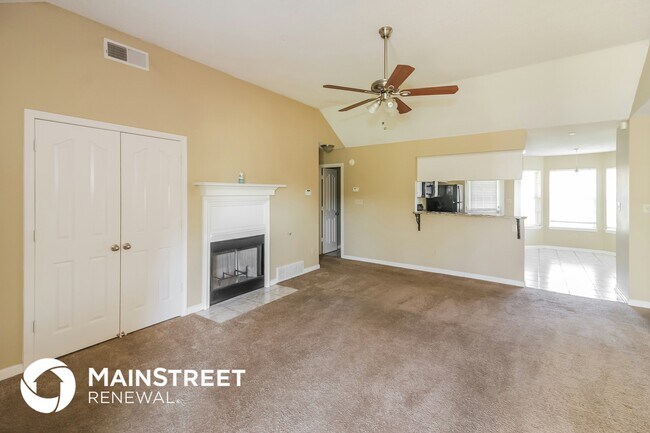 Building Photo - 2976 Churchwell Dr