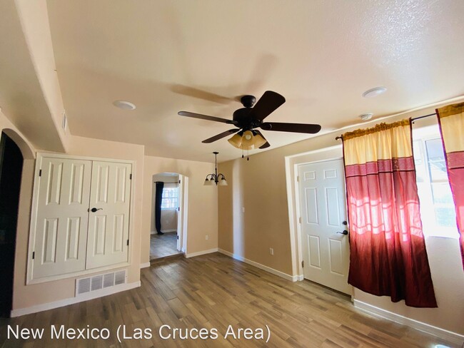 Building Photo - 2 br, 1 bath House - 119 Encino Dr.