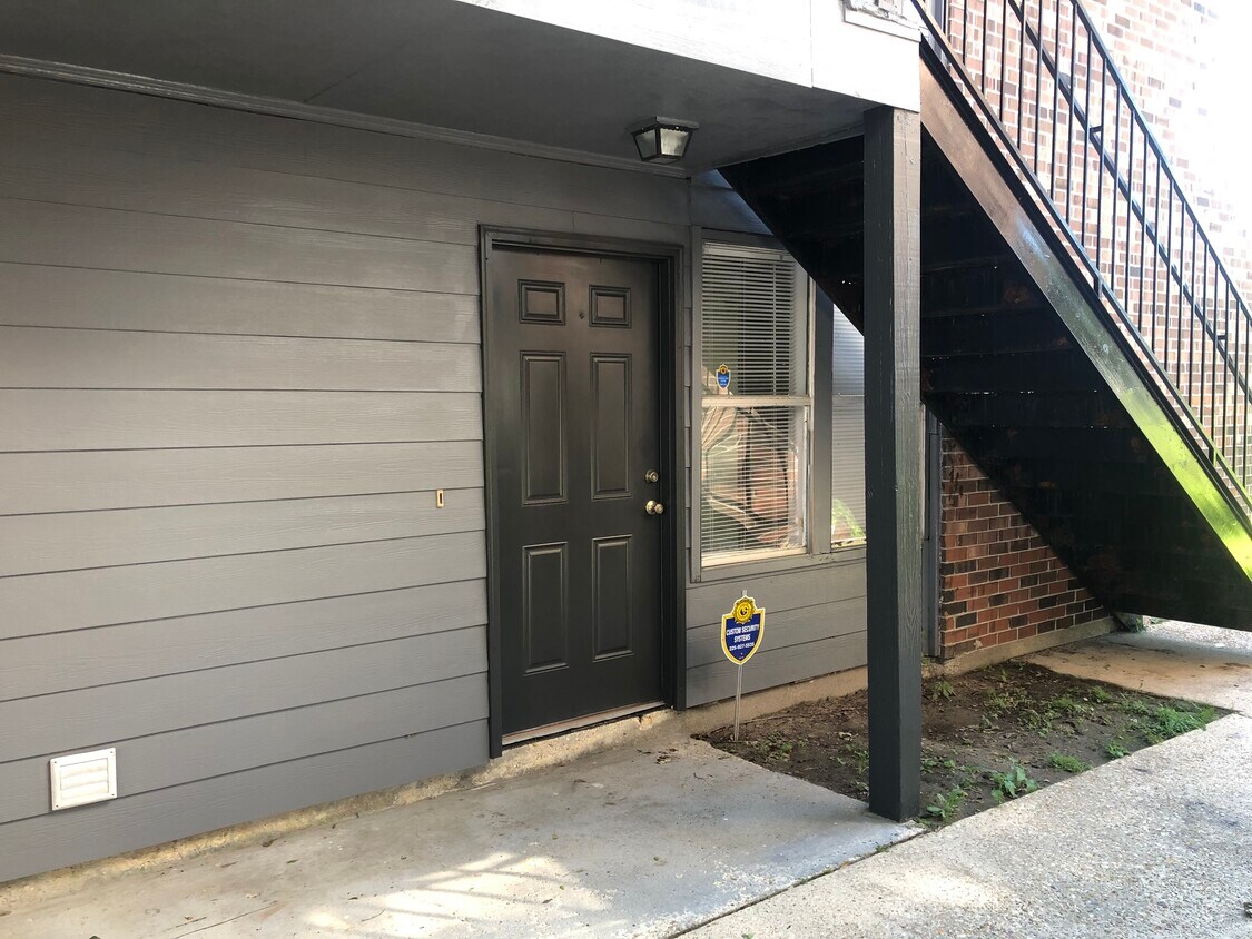 Front Entrance - 1638 Starboard Dr
