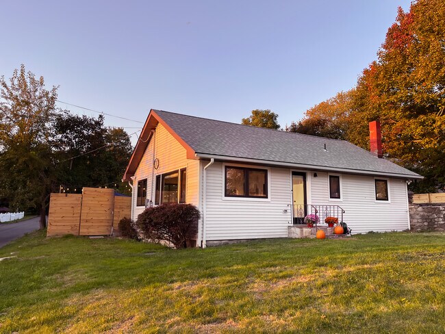 Foto del edificio - 6 Sobel Dr