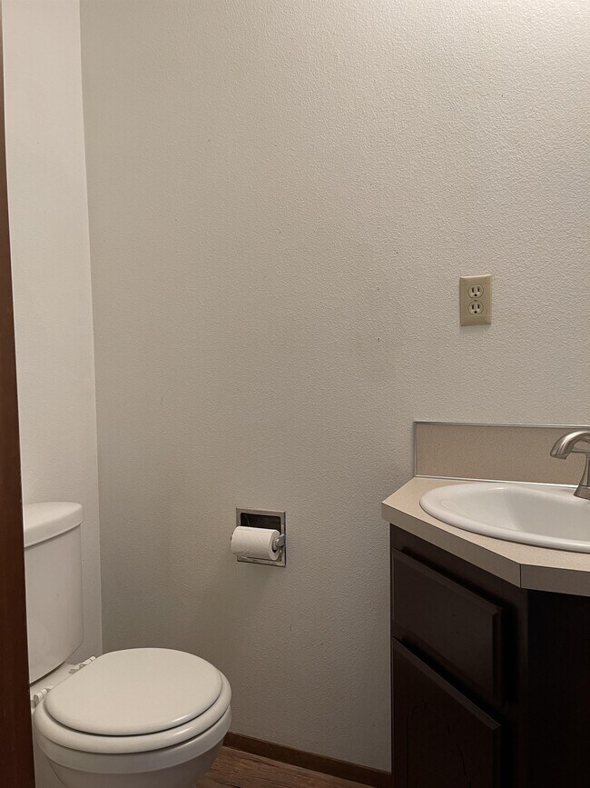 Foto del edificio - 116 N 3rd Ave SW