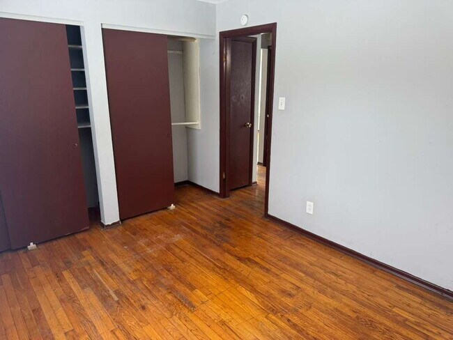 Foto del edificio - 6200 Flint Ave