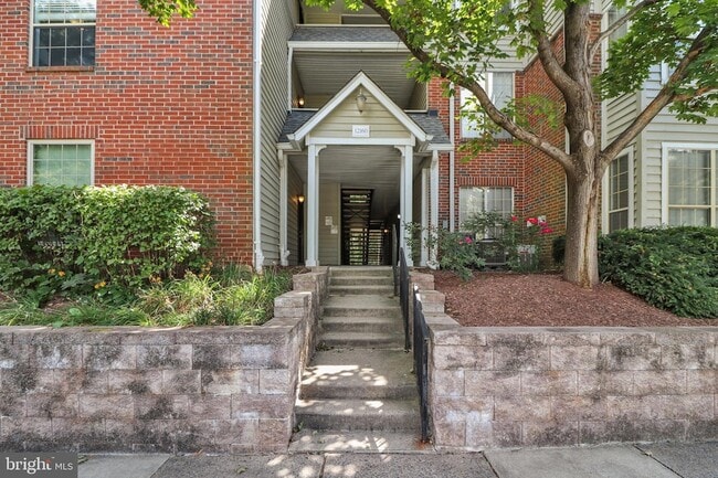 Building Photo - 12160 Penderview Terrace