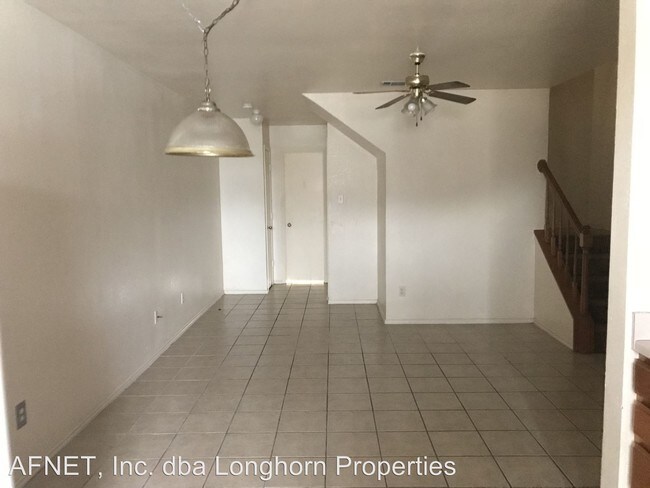 Building Photo - 1102 Horizon Dr