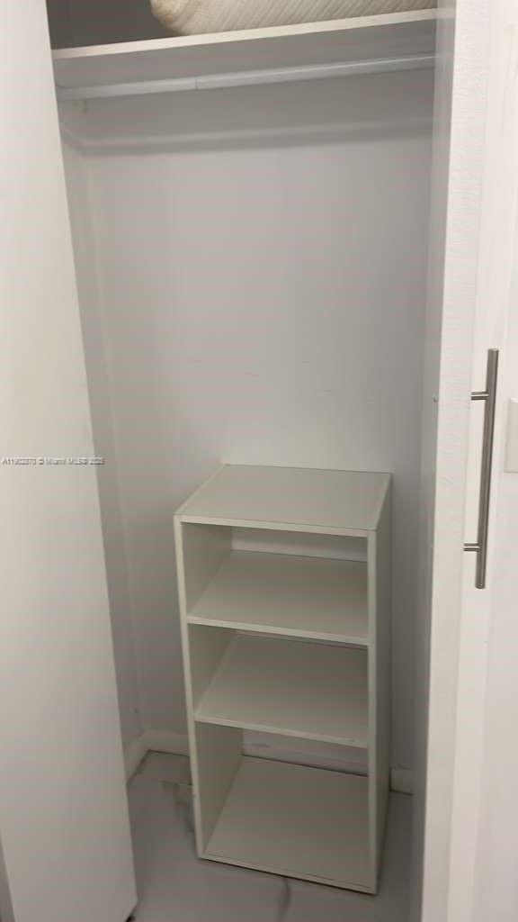 Foto del edificio - 1150 Normandy Dr