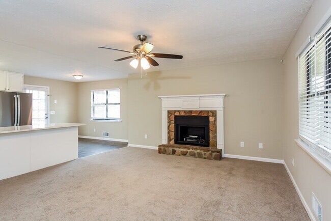 Foto del edificio - 584 Brooks St