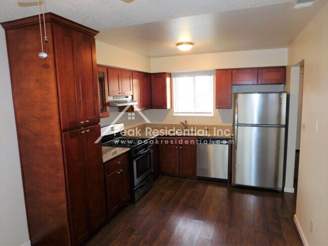 Foto del edificio - Updated 3bd/1.5ba Rancho Cordova Duplex