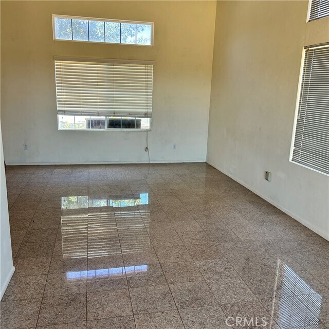 Foto del edificio - 13269 Aurora Ave