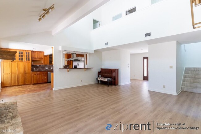 Building Photo - 4 br, 2.5 bath House - 4302 Twisted Tree D...