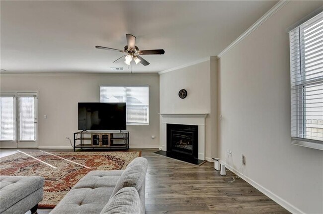 Foto del edificio - 31 Valleywood Ct