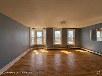 Building Photo - 1128 St Ann St
