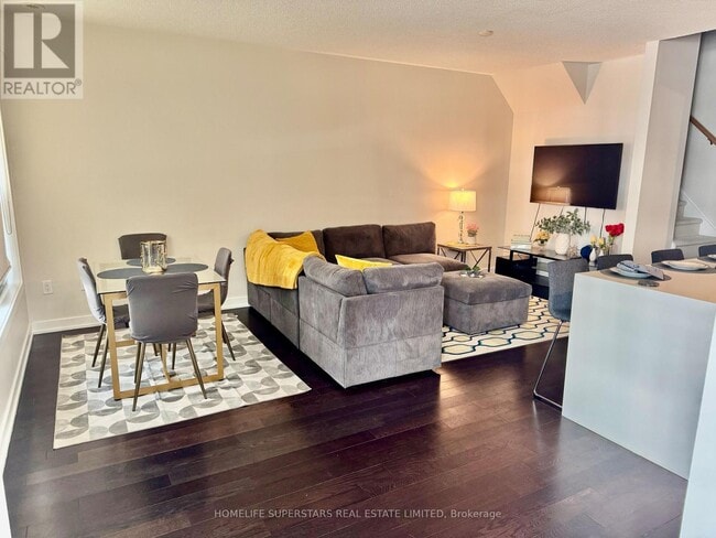 Building Photo - 4070 Parkside Village Dr