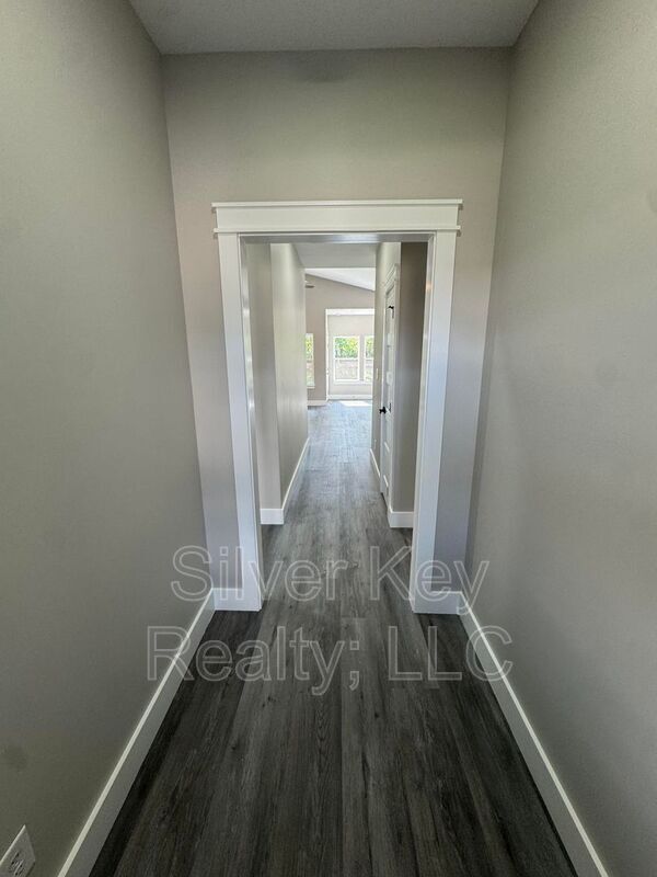 Foto del edificio - 920 Stratford Ave