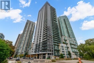 Building Photo - 223 Webb Dr