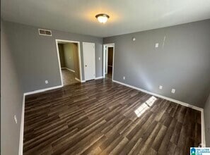 Building Photo - 836 Old Trail Rd