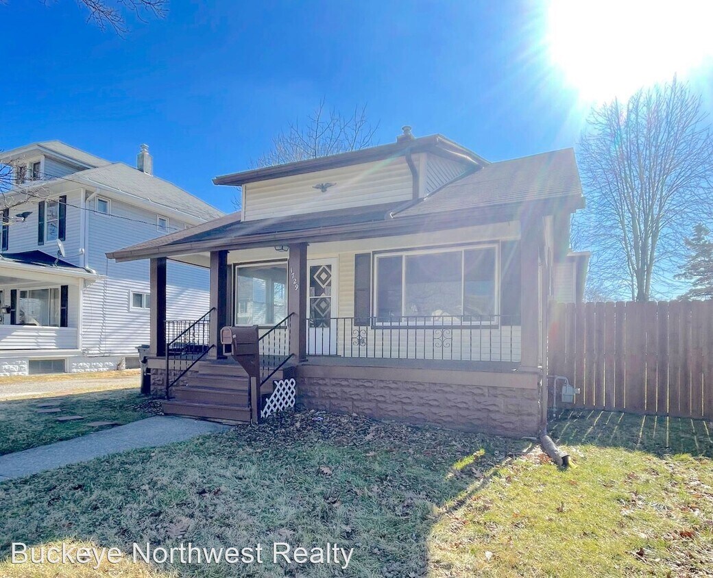 2 br, 1 bath House 1729 Duncan Rd House Rental in Toledo, OH