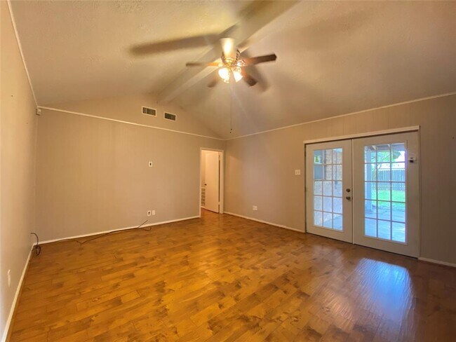 Foto del edificio - 16202 Rill Ln