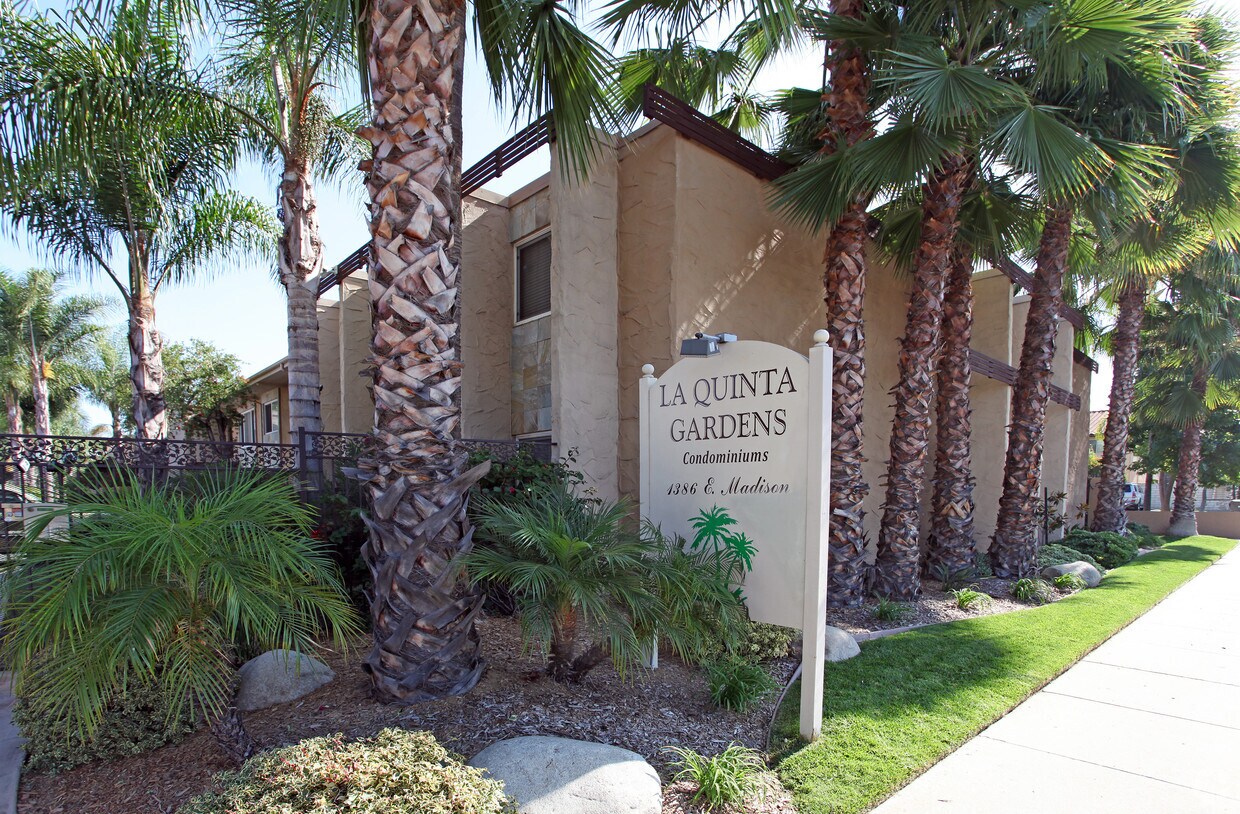 Primary Photo - La Quinta Gardens