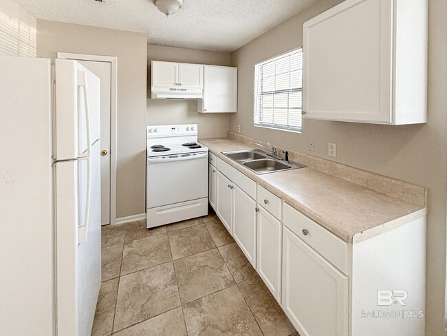Foto del edificio - 6415 Schoel Ln