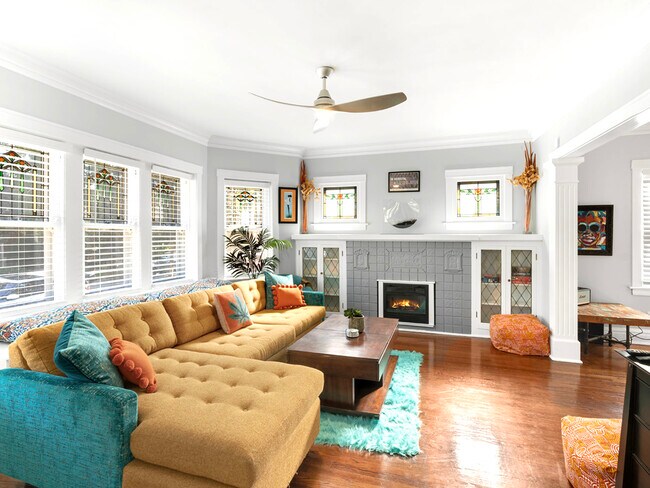 Building Photo - 1926 Wisconsin Ave