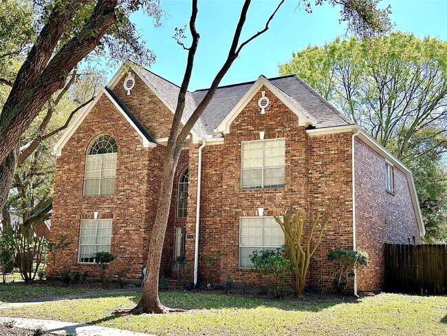 Foto del edificio - 3302 Richland Dr