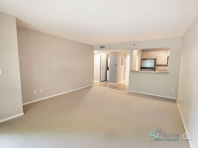 Foto del edificio - University Park 2 Bd/2 Bth w/parking- water/sewer/trash included!