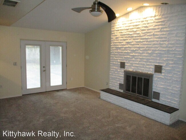 Building Photo - 4 br, 2.5 bath House - 4900 Arrowview Drive