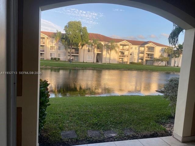 Foto del edificio - 8060 N Nob Hill Rd