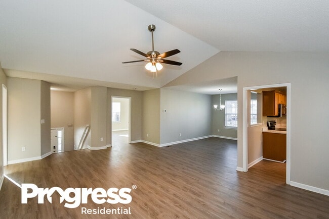 Building Photo - 619 Amberwood Dr