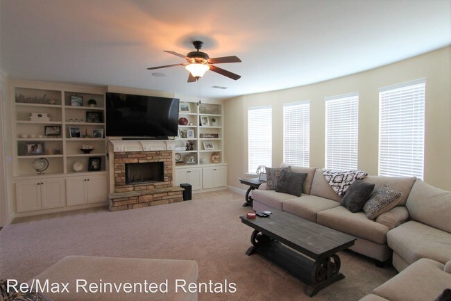 Building Photo - 5 br, 4 bath House - 1403 Calumet Dr.