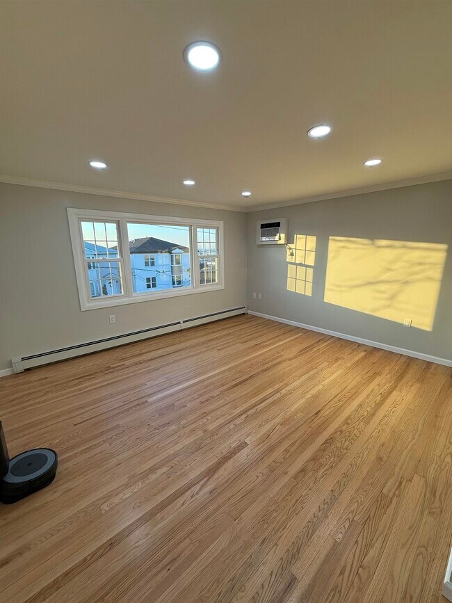 Foto del edificio - 6500 Columbia Ave