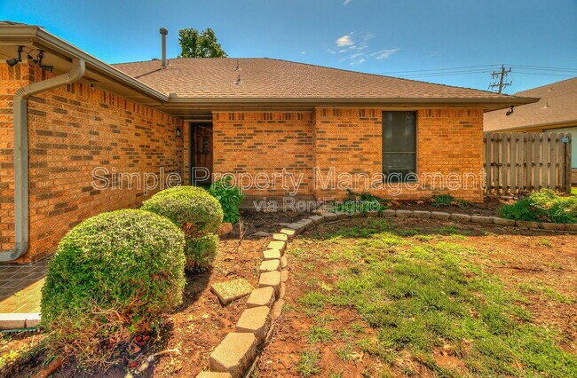 Foto del edificio - 11304 Ashford Dr