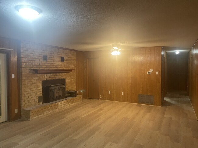 Foto del edificio - 805 S Bradford St