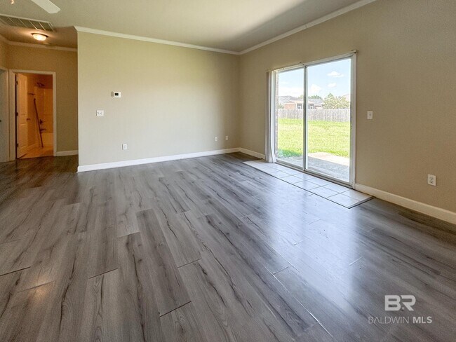 Foto del edificio - 27413 Boaz Rd W