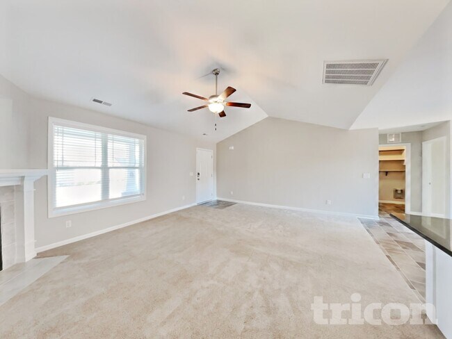 Foto del edificio - 113 Cornfield Ln